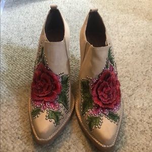 never worn Jerry Campbell boots